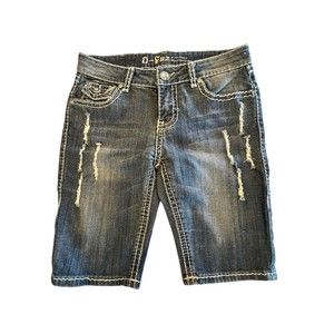D-Fuz Jean Shorts Women 3/4 Knee Length size 7/8  Fade Out Embellished D…